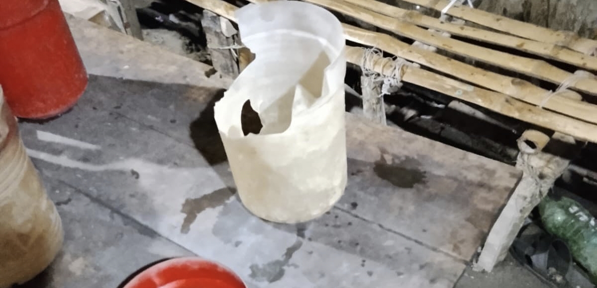 রাজশাহীতে ফেস্টুন ছেঁড়ার অভিযোগে জামায়াতের দুই কর্মীকে মারধর, বিএনপির কর্মী আটক